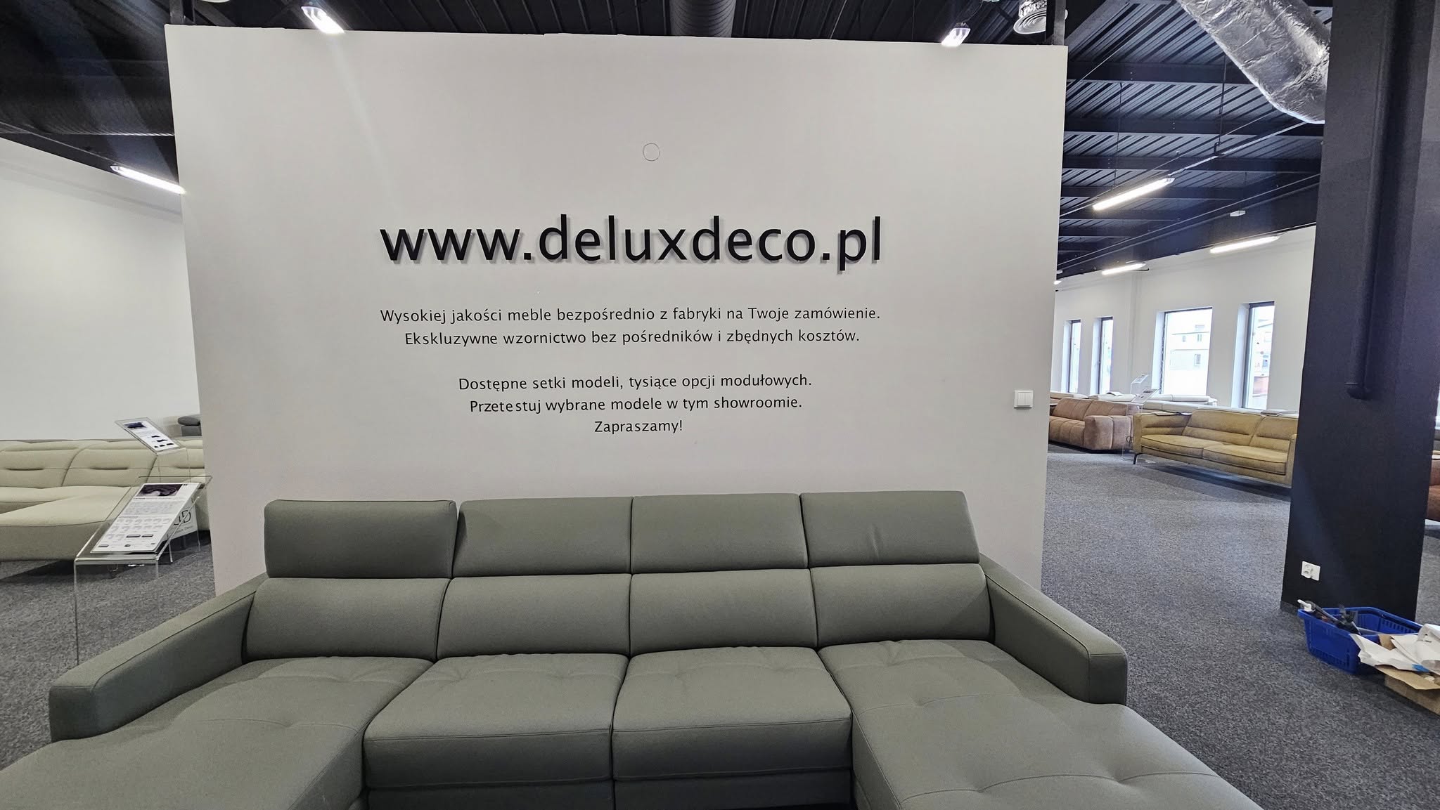 Logo z plexi - realizacja 3