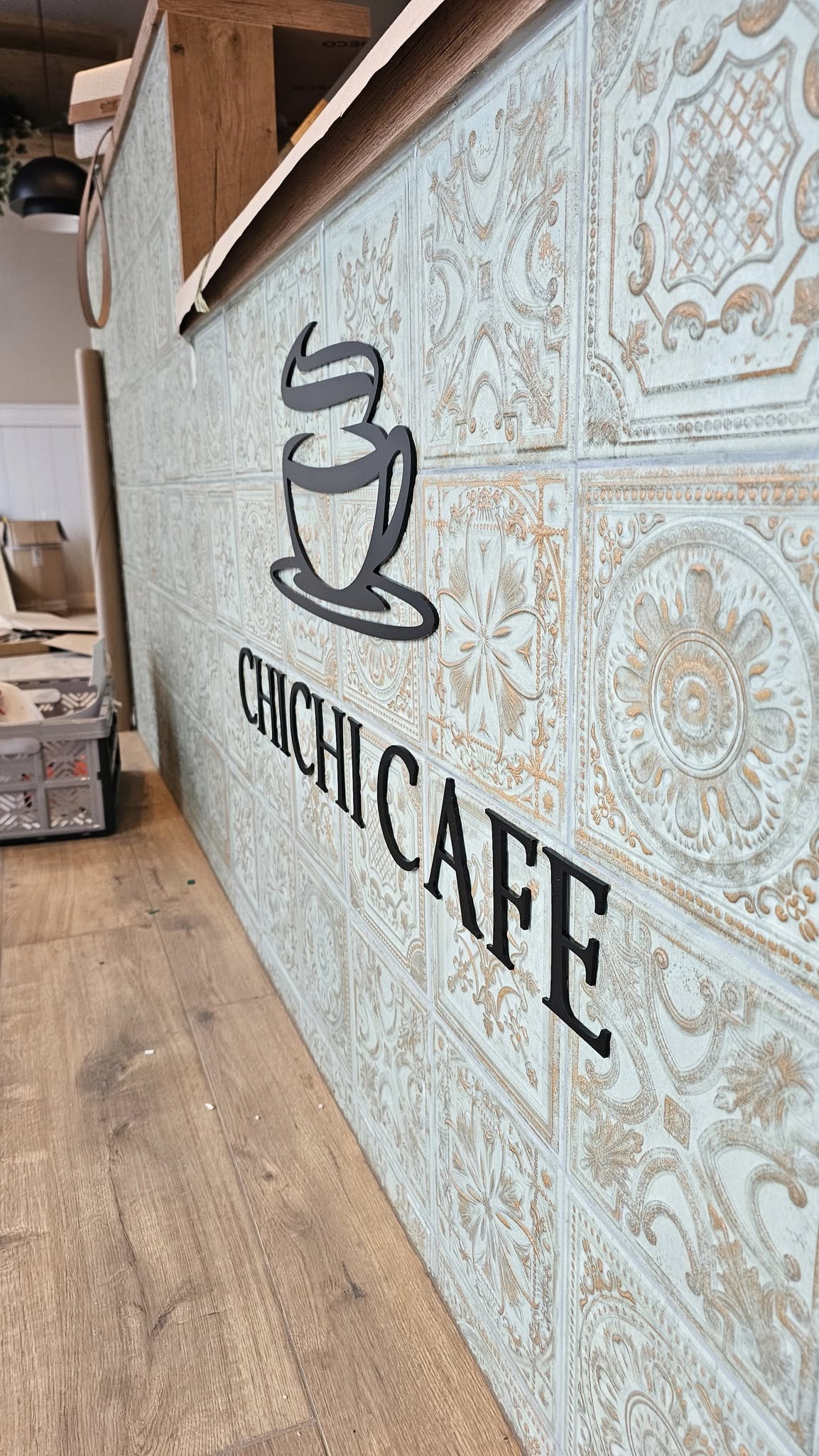 Logo z plexi - realizacja 4