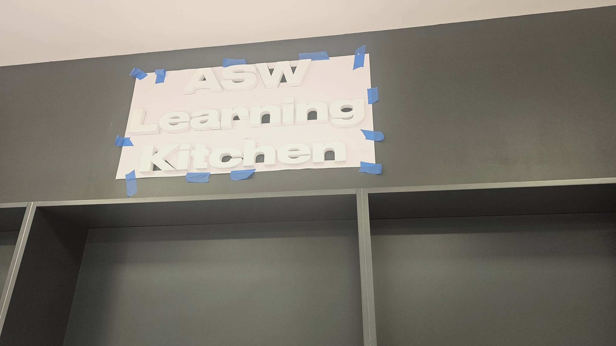 Litery American School - widok 1