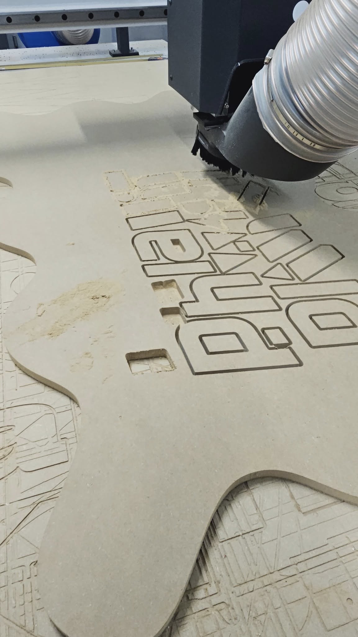 Litery American School - widok 3